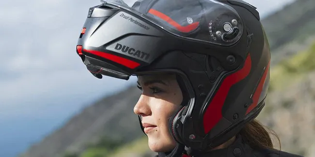 Lebih Dekat Dengan Helm Modular Ini Kelebihan Dan Kekurangannya Otosia Com