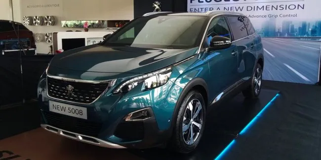 Spesifikasi Peugeot 5008 Kabin Mirip Pesawat Otosia Com