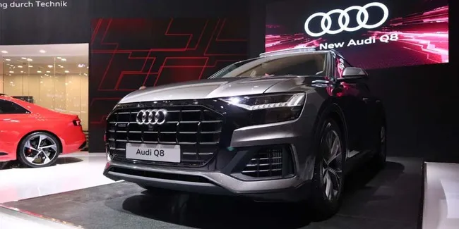 Super Suv Audi Q8 Melantai Di Giias 2019 Otosia Com