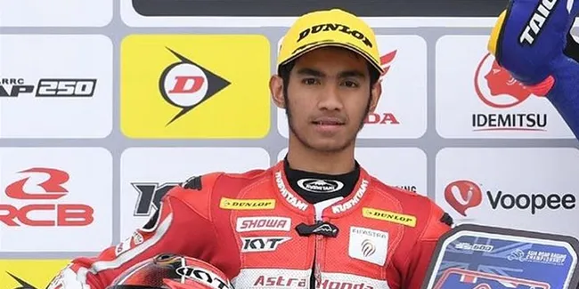 Ini Pembalap Indonesia Pengganti Dimas Ekky Di Moto2 2020 Otosia Com