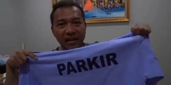 Berhenti Jadi Anggota Dpr Anang Hermansyah Nyamar Jadi Tukang Parkir Di Bali Otosia Com