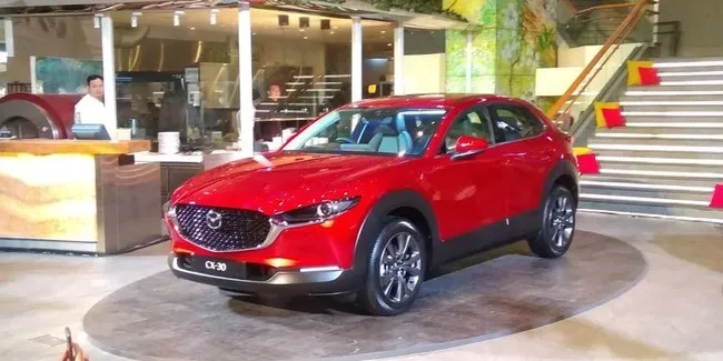 Mazda CX -30 Mengaspal di Indonesia Banderol Harga Mulai Rp478 8 Juta 