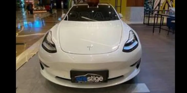 Mau Punya Mobil Tesla Cek Harga Bekasnya Otosia Com