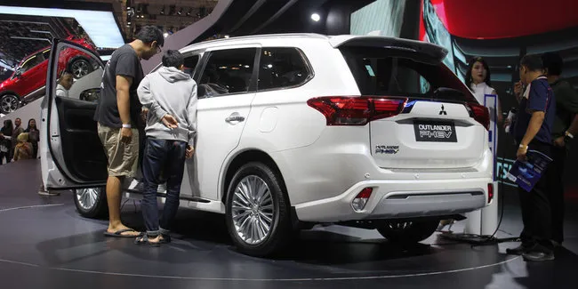 3 Faktor Yang Bikin Harga Mobil Naik Tiap Tahun Otosia Com