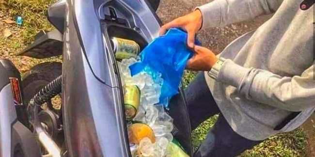 6 Cara Unik Manfaatkan Bagasi Sepeda Motor Mulai Jadi Chiller Sampai Wadah Es Buah Otosia Com