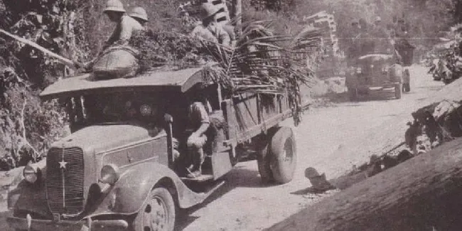 Sederet Foto Lawas Truk Di Masa Hindia Belanda Dan Kemerdekaan Saksi Bisu Perjuangan Otosia Com
