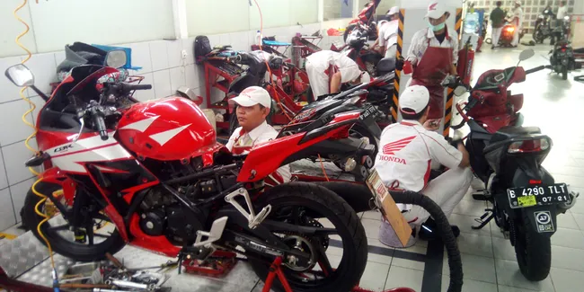 Bengkel Ahass Pangkas Ongkos Servis 30 Persen Otosia Com