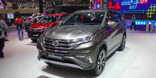 Mobil artis ditjen pajak