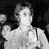 Pembunuh John Lennon Akan Bebas, Fans Tak Terima