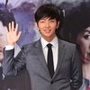 Dikonfirmasi Pacaran, Variety Show Lee Jun Ki Batal Tayang