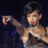 Rihanna Masih Jadi Yang Terfavorit di AMA 2013