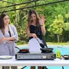 Foto Artis Indonesia Masak di Dapur