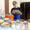 Foto Artis Indonesia Masak di Dapur
