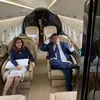 Artis Indonesia Naik Jet Pribadi