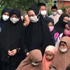 Pemakaman Ayah Ria Ricis - Oki Setiana Dewi