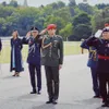 10 Foto Tengku Hassanal Shah