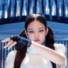 Idol K-Pop Bermata Tajam