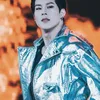 Idol K-Pop Bermata Tajam