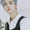 Idol Leher Panjang