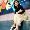 Najwa Shihab pakai Sneakers