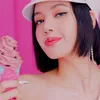 perhiasan mewah Lisa BLACKPINK