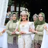 akad nikah yura yunita