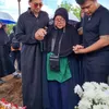 Pemakaman Ayah Anji