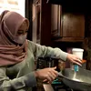 Aurel Hermansyah Masak Takjil