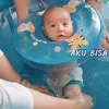 baby Air anak Irish Bella berenang pertama