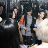 Bintang Korea Nonton Konser 2ne1