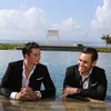 Mike Lewis dan Arifin Putra