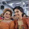 Duma Riris Hadiri Pernikahan Keponakan