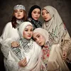 Lesti Kejora Hingga Syifa Hadju Jadi Model Scarf