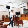 Nikita Mirzani, datang Sidang, penampilan, penuh senyuman