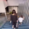 Celine Evangelista Antar Anak Sekolah