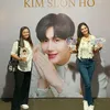 Cut Tary dan Ersa Mayori di Fan Meeting Kim Seon Ho