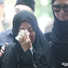 Elma Theana di Pemakaman Ibunda