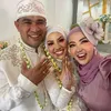 Penampilan para seleb di nikahan sang adik