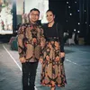 Gaya Soimah Saat Kondangan