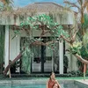 Gisel - Gempi Berenang di Bali
