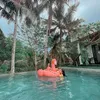 Gisel - Gempi Berenang di Bali