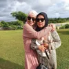 Potret Lesti bersama Ibunda.