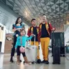 Betrand Peto liburan