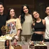 Manuella Villarreal dan Eva Celia