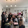 Ulang Tahun Ussy Sulistiawaty ke-42
