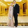 Adipura dan Ranee Dee
