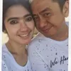 Revi Mariska dan Suami