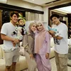 Lesti dan Rizky Billar Jenguk Baby Azura