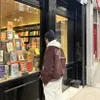Liburan Gong Yoo di London