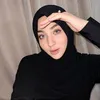 Margin istri Ali Syakieb berhijab